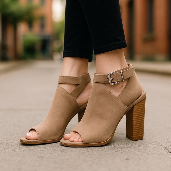 Express High Heels Women’s 8 Platform Slingback Peep Toe Buckle Beige Fabric - Picture 1 of 13
